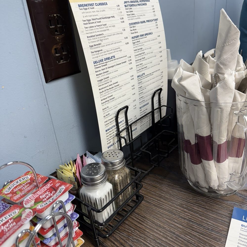 BNC's Cafe - Table setting - Breakfast & Brunch Near Me - Alexandria, Minnesota BNC's Cafe - Table setting - Breakfast & Brunch Near Me - Alexandria, Minnesota