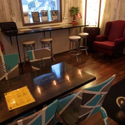 Hannah Bananas - Window seating area and checkers