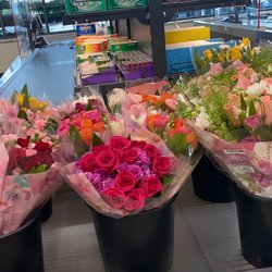 Lidl - Mother's Day flowers