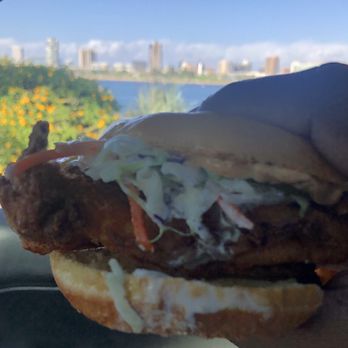 Bird-N-Bun - Deluxe Bird - Fried Chicken Sandwich w/Coleslaw - American Near Me - Long Beach, California Bird-N-Bun - Deluxe Bird - Fried Chicken Sandwich w/Coleslaw - American Near Me - Long Beach, California