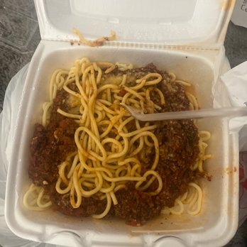 Zig's Restaurant - Spaghetti Bolognese Lunch yummy - American Near Me - Reseda, California