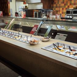 Jason's Deli - The salad bar at the restaurant. Everything was fresh and they kept it stocked.