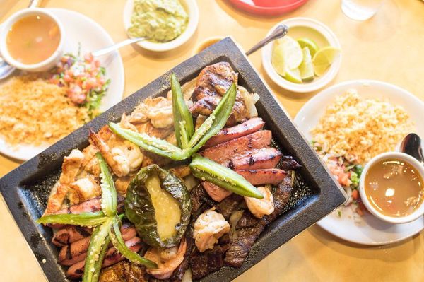 La Tapatia by null