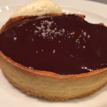 La Régalade Conservatoire - Chocolate caramel tart - Brasseries Near Me - Paris, 75