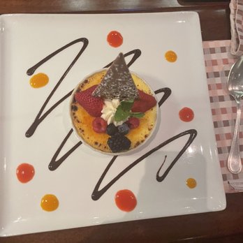 Grill 225 - Vanilla Bean Creme Brulee - Steakhouses Near Me - Charleston, South Carolina