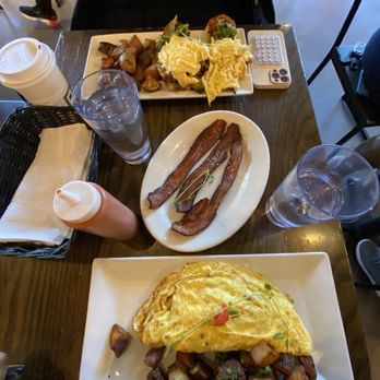 Café Luna - Coffee & Tea Near Me - Cambridge, Massachusetts Café Luna - Coffee & Tea Near Me - Cambridge, Massachusetts