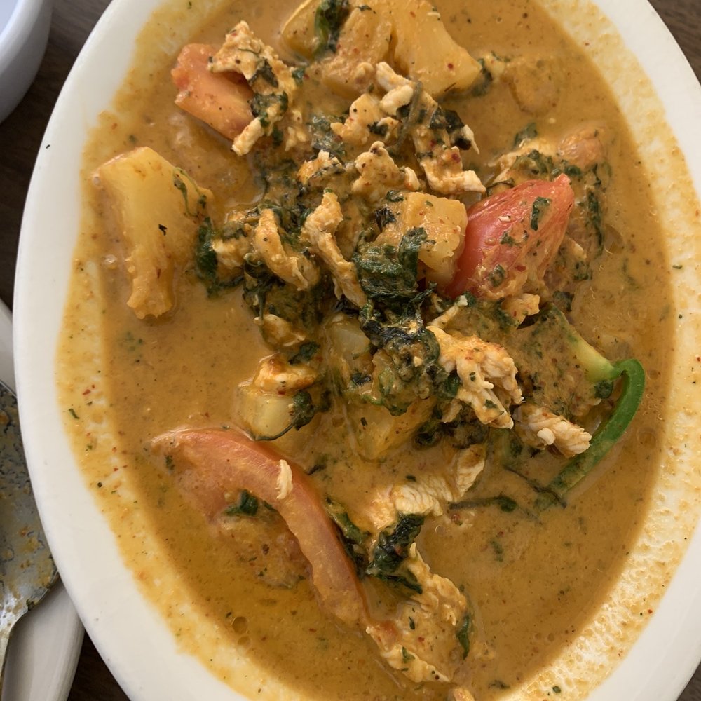 Thai Cafe - Pineapple Chicken Curry - Thai Near Me - San Antonio, Texas Thai Cafe - Pineapple Chicken Curry - Thai Near Me - San Antonio, Texas
