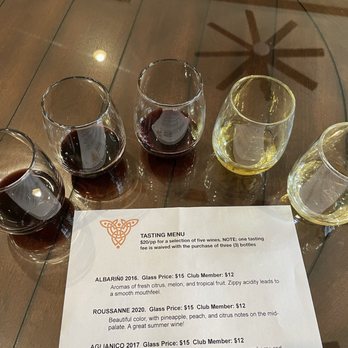 San Martino Winery - Tasting flight - Wineries Near Me - Lavon, Texas San Martino Winery - Tasting flight - Wineries Near Me - Lavon, Texas