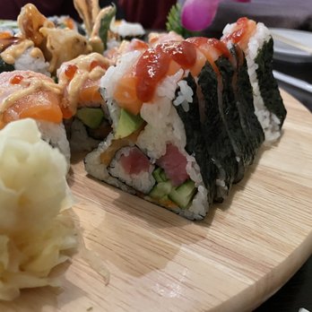 Sushi En - Volcano Roll - Korean Near Me - Cleveland, Ohio Sushi En - Volcano Roll - Korean Near Me - Cleveland, Ohio