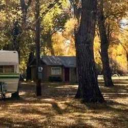 Twin Rivers Cabin and RV Park - RV site and cabin