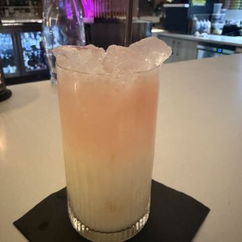 Lobby Bar at REN - Mocktail called a moment in thyme ! So good - Cocktail Bars Near Me - Seattle, Washington