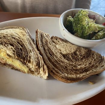 Perfect Pear Bistro - Cuban - New American Near Me - Tempe, Arizona