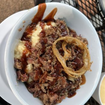 Packer Saloon and Cannibal Grill - Brisket Mac and cheese - New American Near Me - Lake City, Colorado
