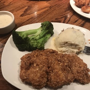 Outback Steakhouse - Chicken Fried Chicken taste great!!! - Steakhouses Near Me - Pasadena, Texas