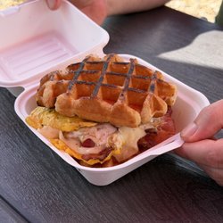 Ben's Sugar Shack & The Maple Station Market