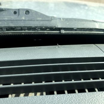 Northstar Auto Glass - Scraped up headliner near defrost vents. - Windshield Installation & Repair Near Me - Sioux Falls, South Dakota Northstar Auto Glass - Scraped up headliner near defrost vents. - Windshield Installation & Repair Near Me - Sioux Falls, South Dakota