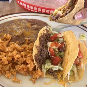 The Camaleon - Taco combo - American Near Me - Holbrook, Arizona The Camaleon - Taco combo - American Near Me - Holbrook, Arizona