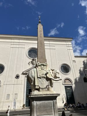 Piazza della Minerva by null