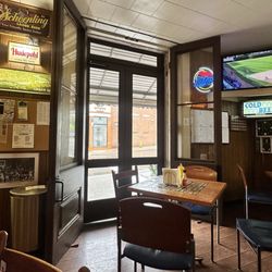 Herb & Thelma's Tavern