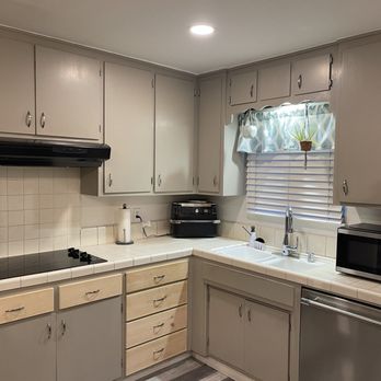Versatile & Stone - Before photo - Countertop Installation Near Me
