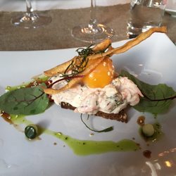Vita Amandi - Kamelåsåbröd med Skagenröra.