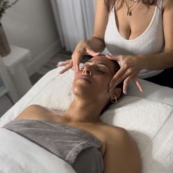 Glow For Your Soul - Facial massage