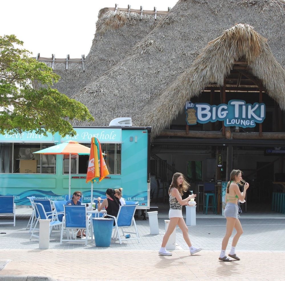 THE PORTHOLE GRILLE Food Truck at 5311 Ocean Blvd, Siesta Key