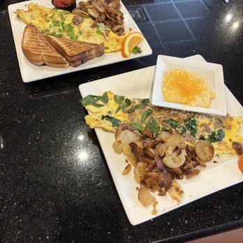 Keke's Breakfast Cafe - Yum!!!! - Breakfast & Brunch Near Me - DeLand, Florida