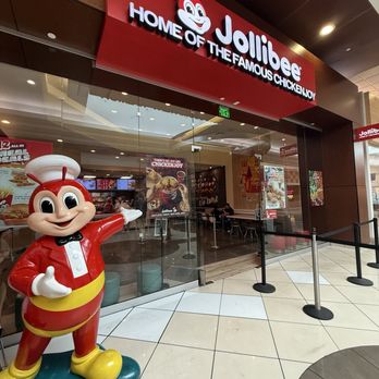 Jollibee - Fast Food Near Me - Tukwila, Washington