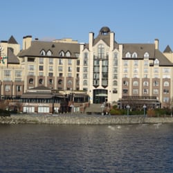 Victoria's London Taxi Tours - View from the harbour