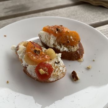 Cakebread Cellars - Small bites - Wineries Near Me - Rutherford, California