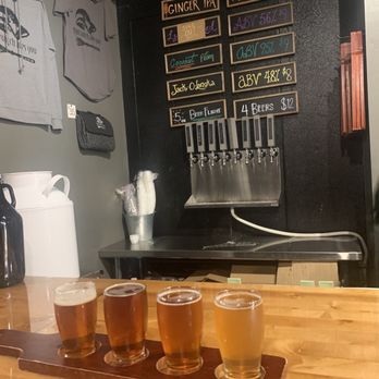That Witch Ales You - Flight of beers - Beer Bar Near Me - New York, New York That Witch Ales You - Flight of beers - Beer Bar Near Me - New York, New York