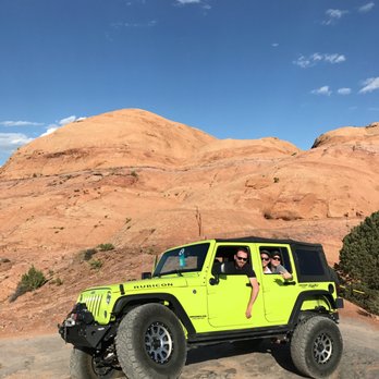 Twisted Jeep Rentals - Suspension Articulation - Car Rental Near Me - Moab, Utah