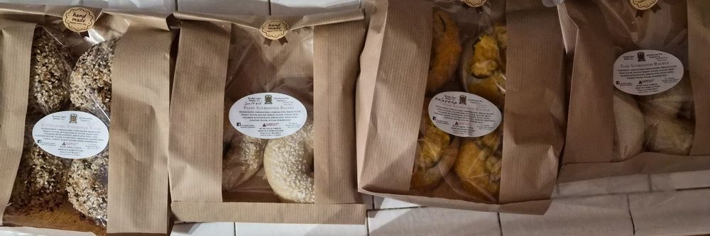 Rogers Crest Baking Company Logo