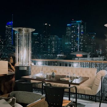 Cara Cara - Dtla rooftop vibes - New American Near Me - Los Angeles, California Cara Cara - Dtla rooftop vibes - New American Near Me - Los Angeles, California