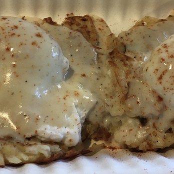 808 Grindz Cafe - Crab Latke Benedict - Cafes Near Me - Lahaina, Hawaii