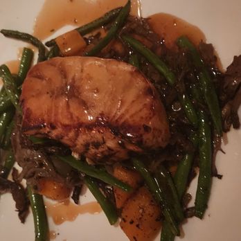 Buddakan - Sea bass and green beans - Asian Fusion Near Me - Philadelphia, Pennsylvania