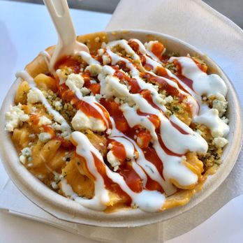 Murray's Mac & Cheese - Buffalo chicken Mac and cheese - Sandwiches Near Me - New York, New York