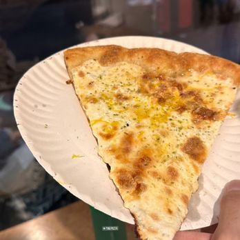 Fini Pizza - Pizza Near Me - Brooklyn, New York