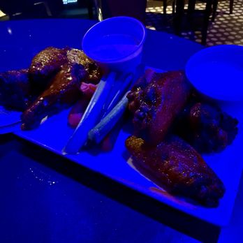 Rimrock Bar & Grille - Chicken Wings Appetizer - Sports Bars Near Me - Phoenix, Arizona Rimrock Bar & Grille - Chicken Wings Appetizer - Sports Bars Near Me - Phoenix, Arizona