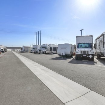 US Storage Centers - RV Parking - Self Storage Near Me - El Segundo, California US Storage Centers - RV Parking - Self Storage Near Me - El Segundo, California