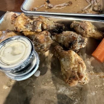 Wings N Taps - 10 Wings - Chicken Wings Near Me - Corpus Christi, Texas