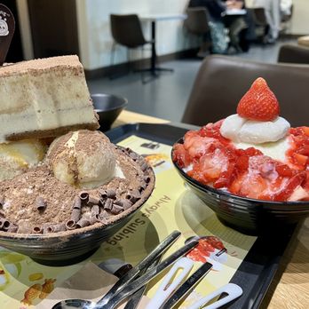 Sulbing - Tiramisu & Strawberry - Desserts Near Me - Santa Clara, California Sulbing - Tiramisu & Strawberry - Desserts Near Me - Santa Clara, California