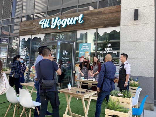 Hi Yogurt (Mississauga) by null