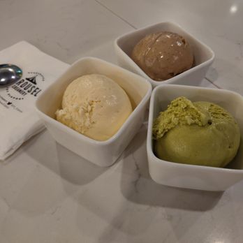 Carousel Creamery - Yum yum - Desserts Near Me - San Juan, NCR Carousel Creamery - Yum yum - Desserts Near Me - San Juan, NCR