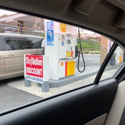 La Paz Shell Service Station - MISLEADING SIGNS!!