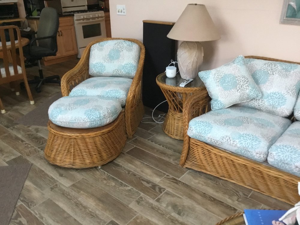 AAA UPHOLSTERY Updated September 2024 52 Photos 384 Belleville