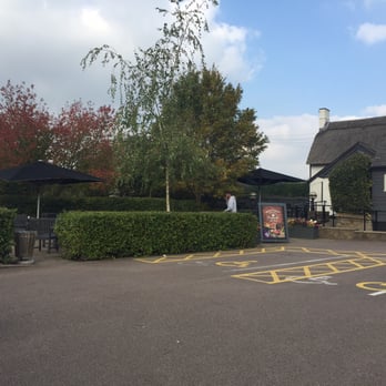 The Chequers Inn - Pubs Near Me - St. Albans, HRT The Chequers Inn - Pubs Near Me - St. Albans, HRT