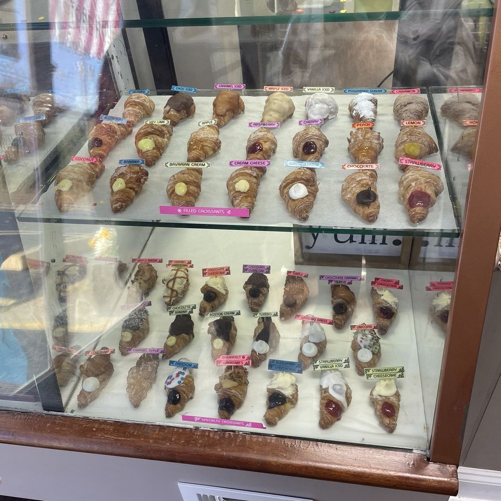 Darel's Bakery & Sweets - Croissant options! - Bakeries Near Me - Jacksonville, North Carolina Darel's Bakery & Sweets - Croissant options! - Bakeries Near Me - Jacksonville, North Carolina