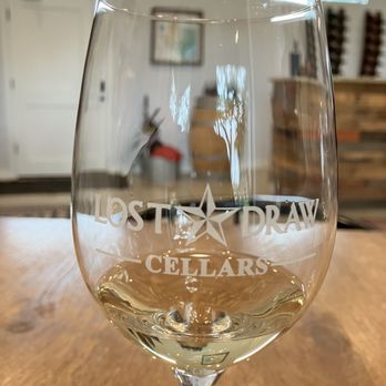 Lost Draw - Wine Tasting Room Near Me - Johnson City, Texas
